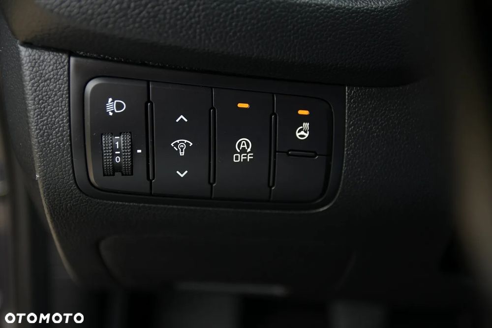 Kia Ceed 1.6 CRDi 136 ISG Dream Team Edition - 28