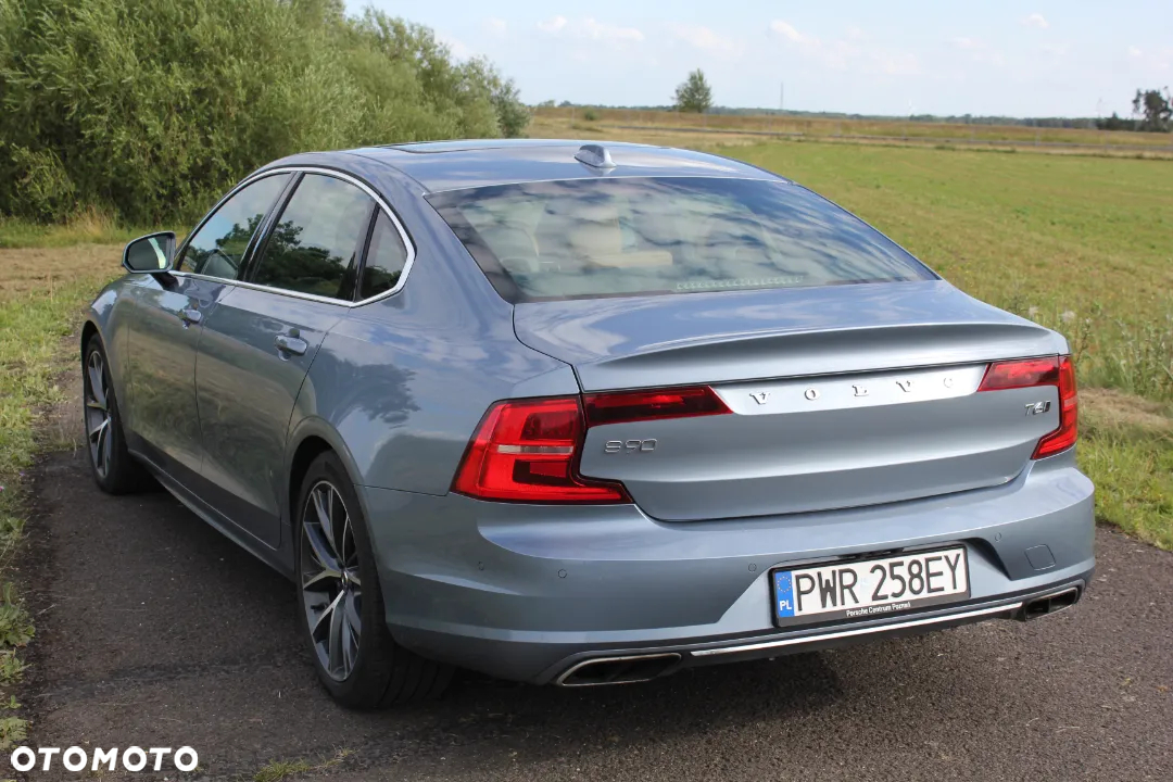 Volvo S90 T6 AWD Momentum - 3