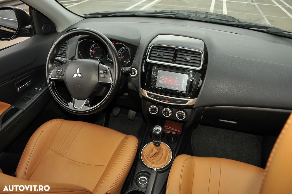 Mitsubishi ASX 1.6 DI-D 4WD Top - 3