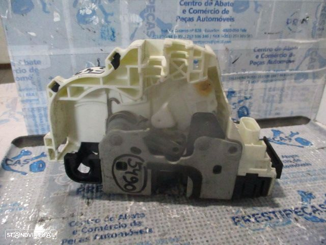 Fecho P04589924AF JEEP  GRAND CHEROKEE 4 FASE 2 2015 6.4I 4X4 468CV 5P PRETO FD 4 PINOS - 2