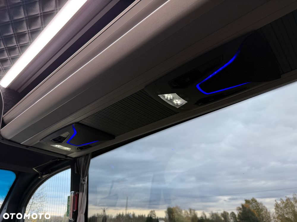 Mercedes-Benz Sprinter 519 - 34