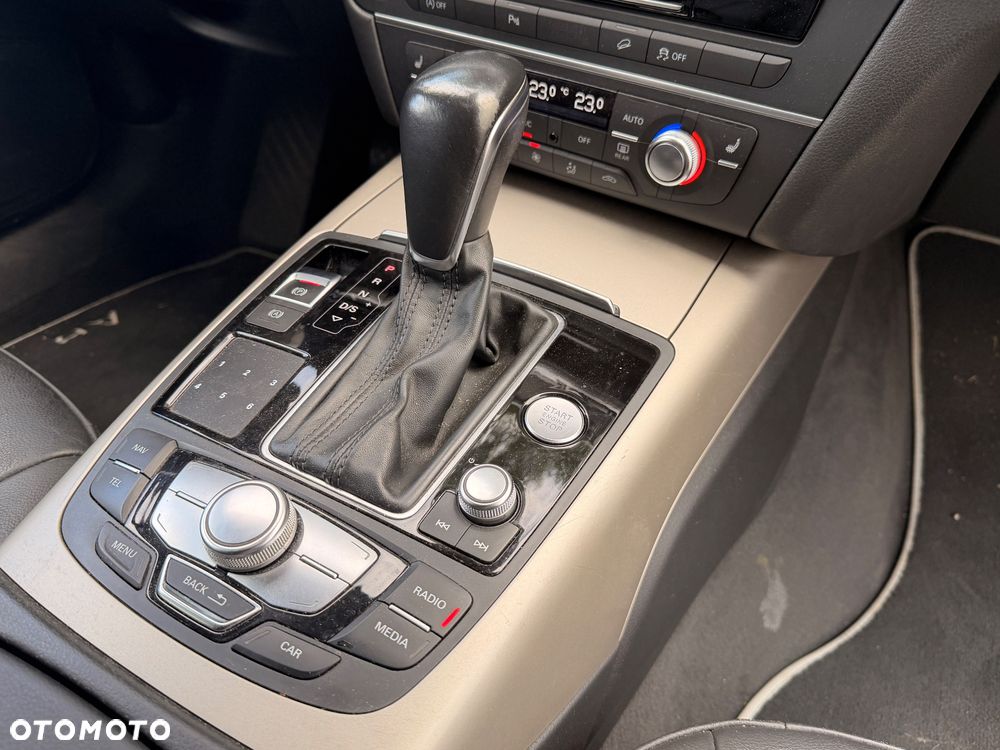 Audi A6 Allroad - 22