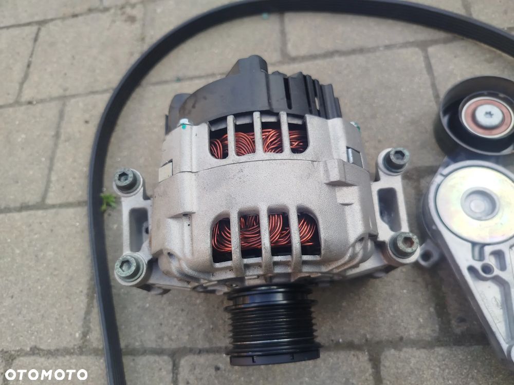 AUDI A4 B6 B7 18.T alternator BOSCH nowy - 2