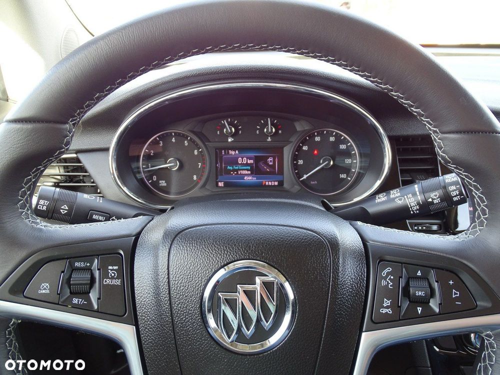 Buick Encore - 8