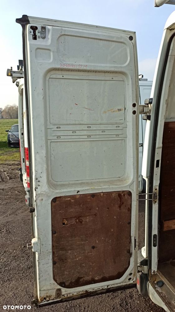 drzwi tył tylne lewe iveco daily 06-14 h2 - 4