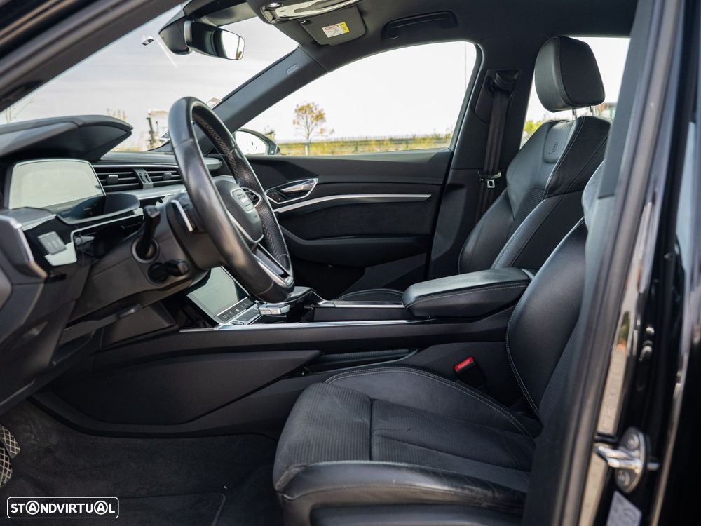 Audi e-tron 55 quattro S line - 27