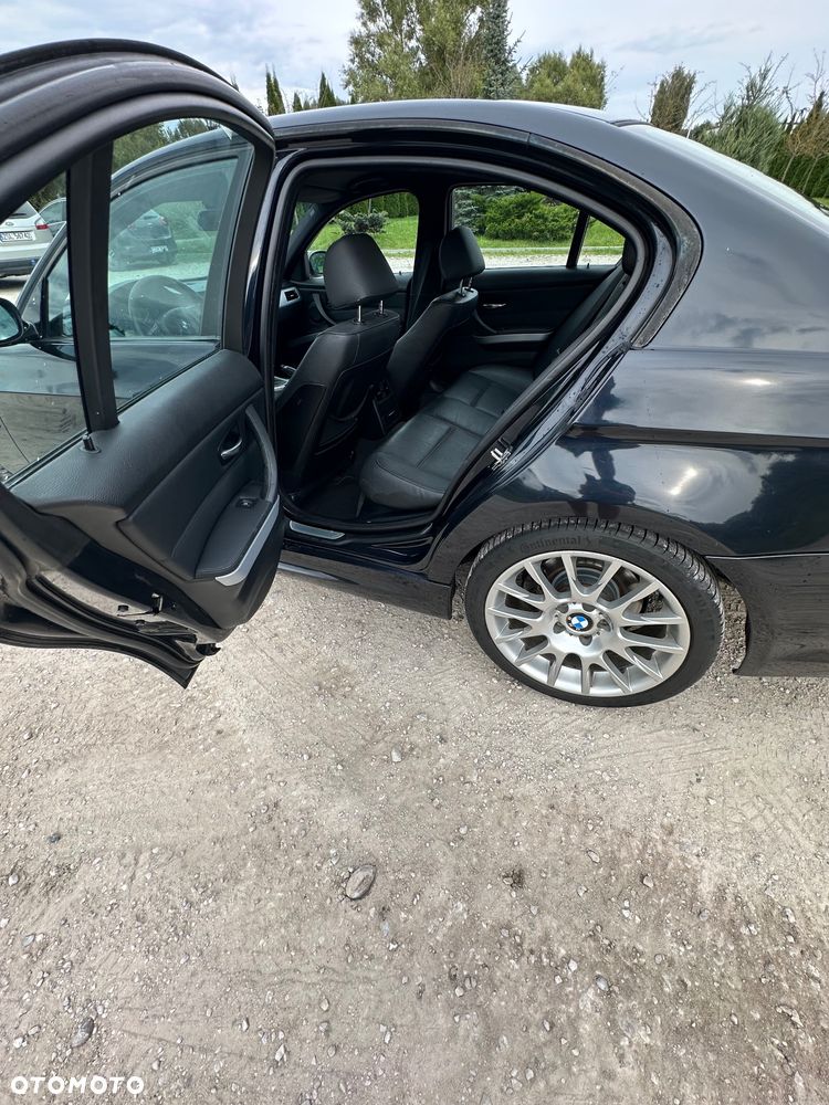 BMW Seria 3 320d DPF Blue Performance Edition Fleet Sport - 12