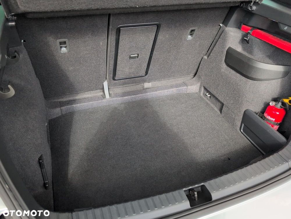 Skoda Karoq 1.5 TSI ACT Selection DSG - 10