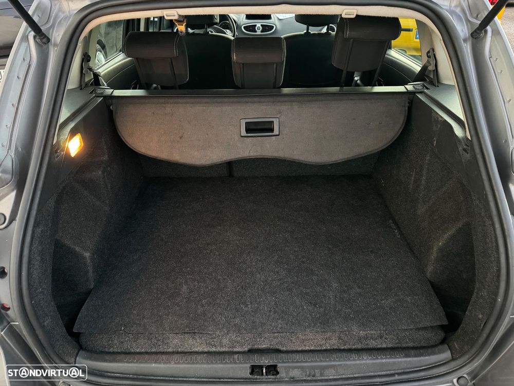 Renault Clio Break 1.2 16V Dynamique - 26