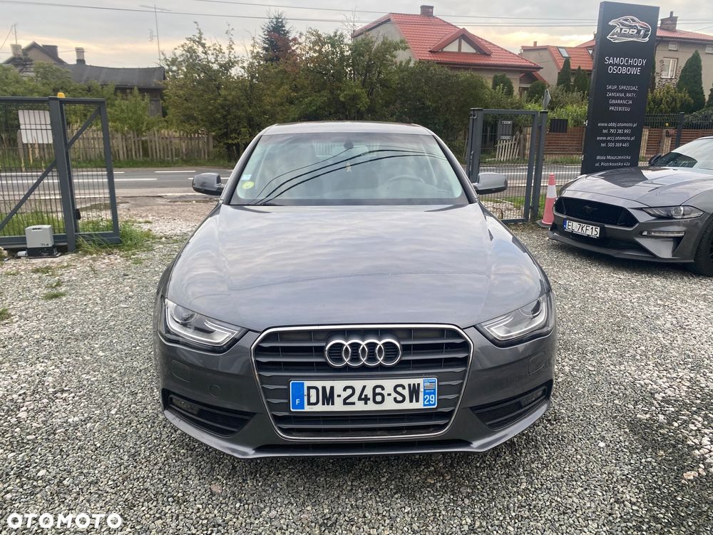 Audi A4 Limousine 2.0 TDI DPF Attraction - 2
