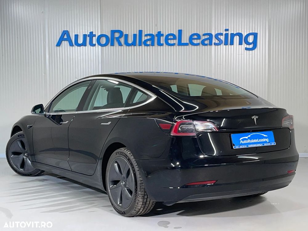 Tesla Model 3 Standard Reichweite Plus Hinterradantrieb - 4