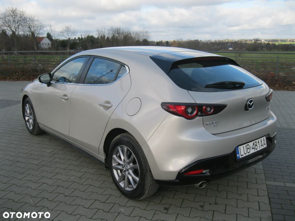 Mazda 3 - 4
