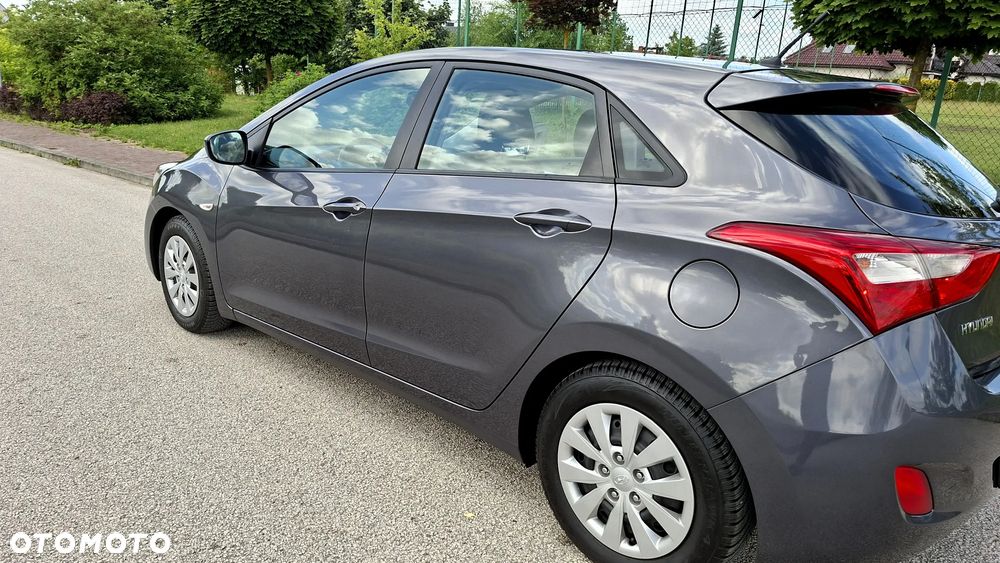 Hyundai i30 1.4 Trend - 10