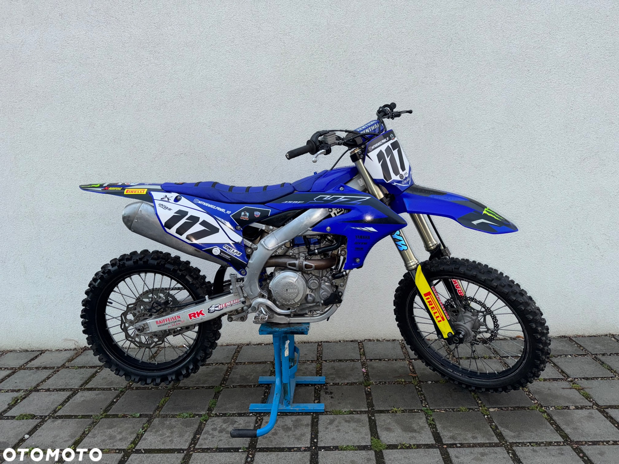 Yamaha YZF - 2