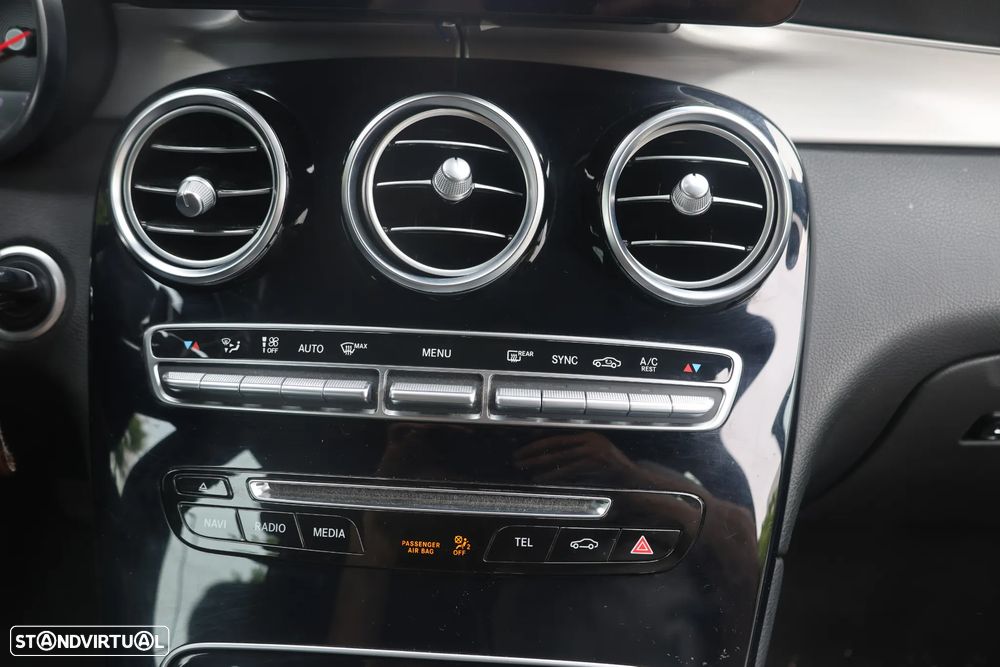 Mercedes-Benz GLC 220 d 4Matic 9G-TRONIC - 19