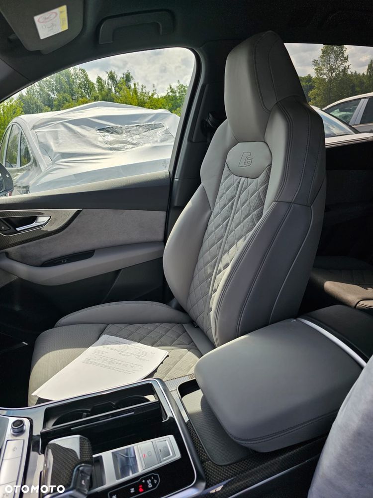 Audi SQ7 - 12