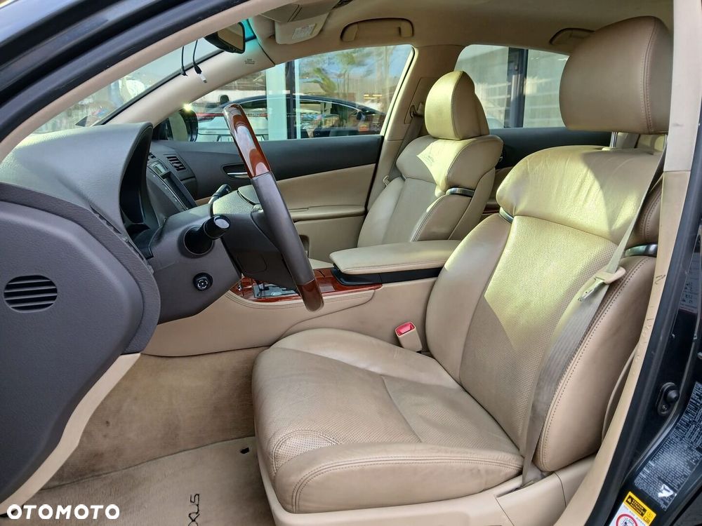 Lexus GS - 6
