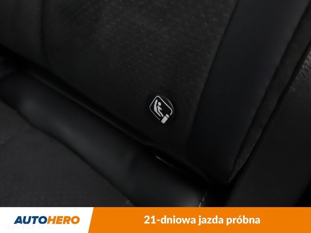 Mitsubishi Eclipse Cross - 39