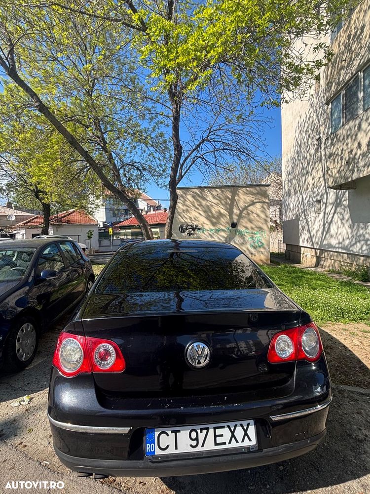 Volkswagen Passat - 2