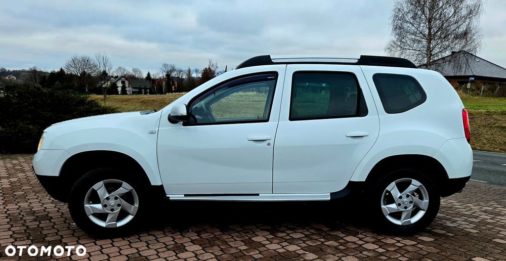 Dacia Duster 1.6 16V 4x4 Prestige - 2