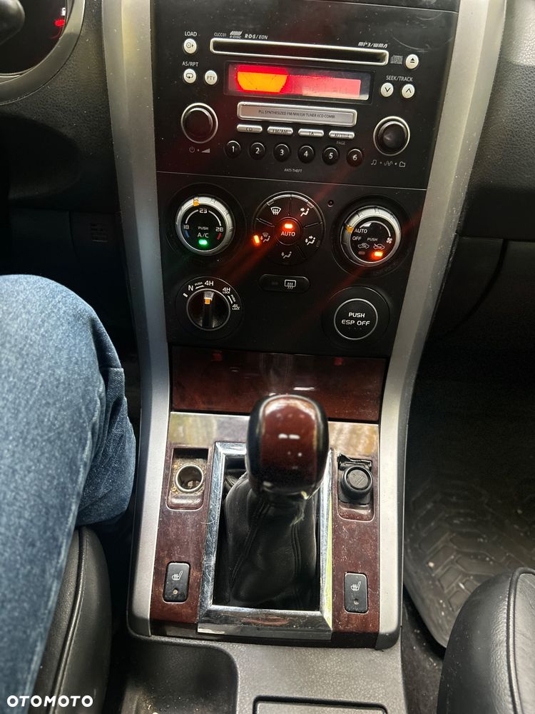 Suzuki Grand Vitara 1.9 DDiS De Luxe - 17