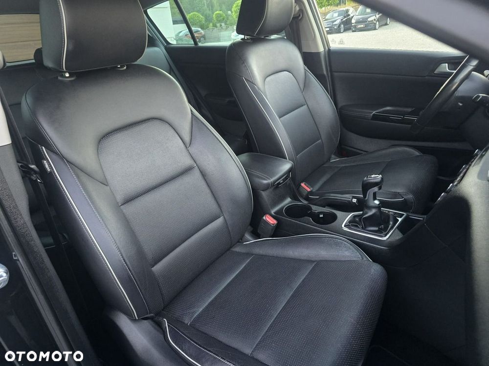 Kia Sportage - 11