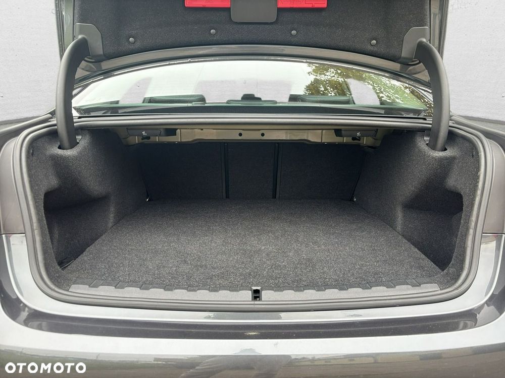 BMW Seria 3 2022