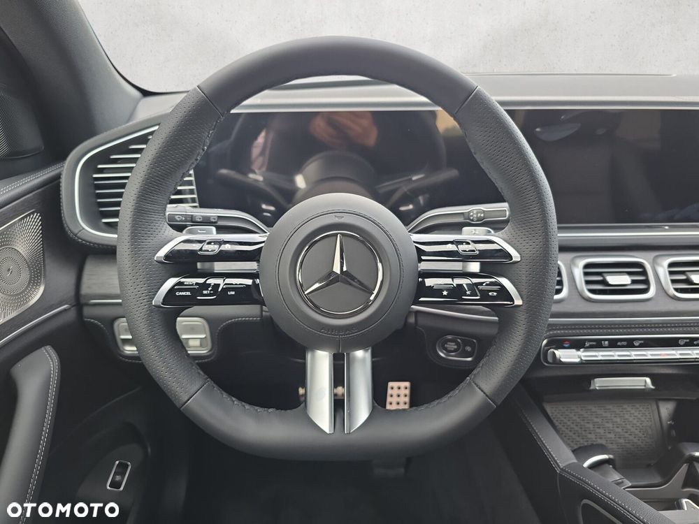 Mercedes-Benz GLE - 14