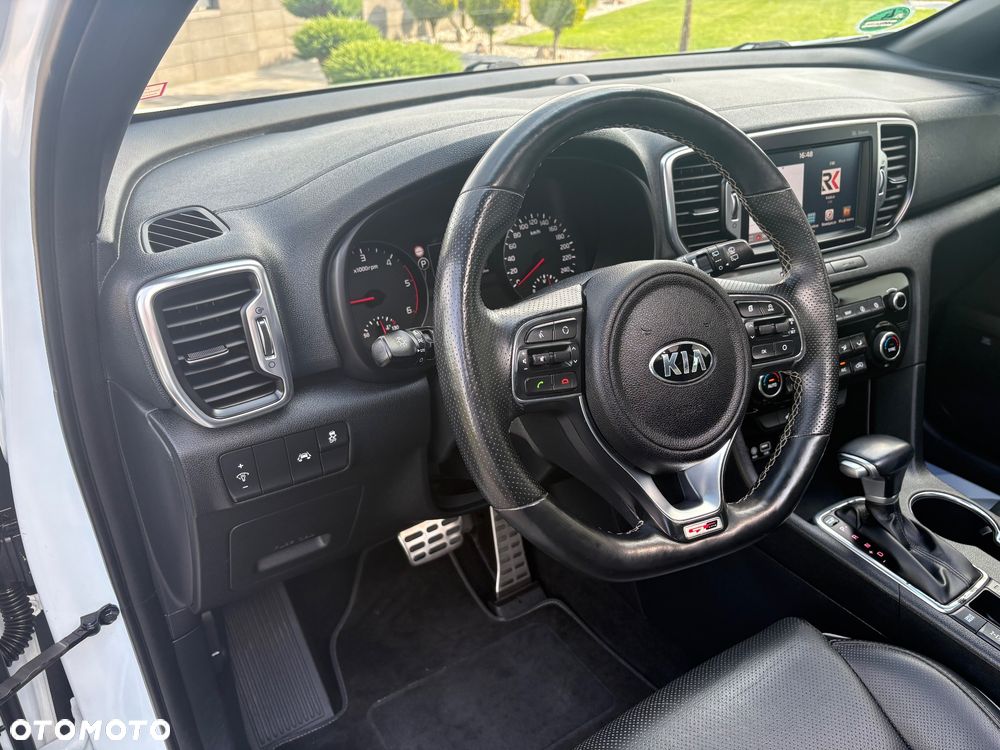 Kia Sportage 2,0 CRDI AWD GT Line - 19