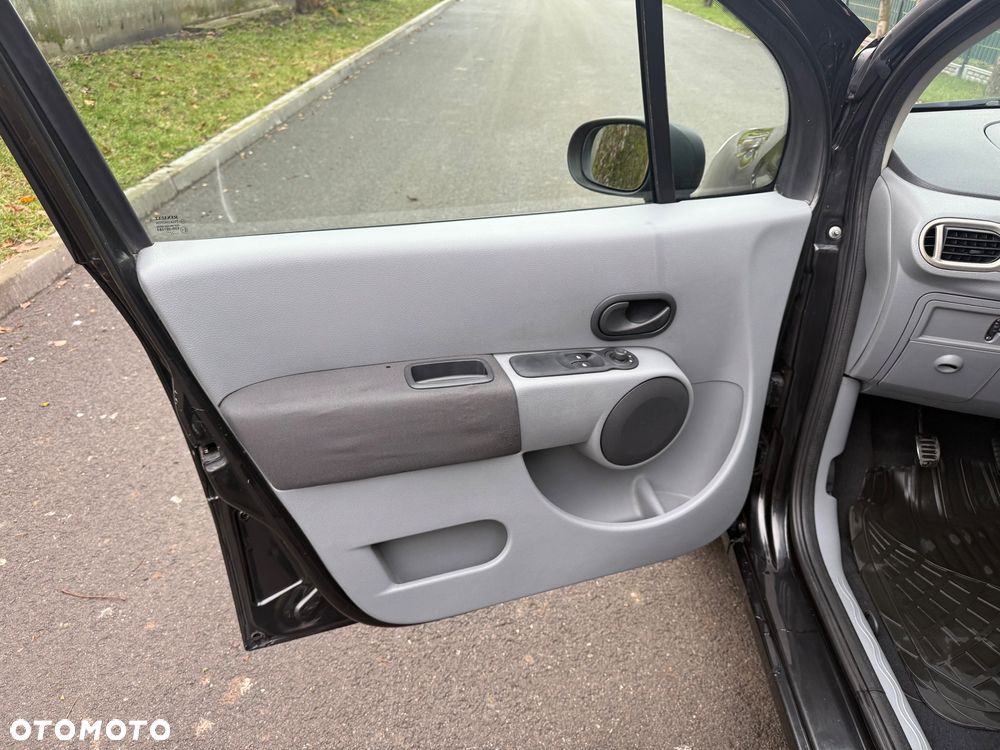 Renault Modus 1.2 16V Dynamique - 10