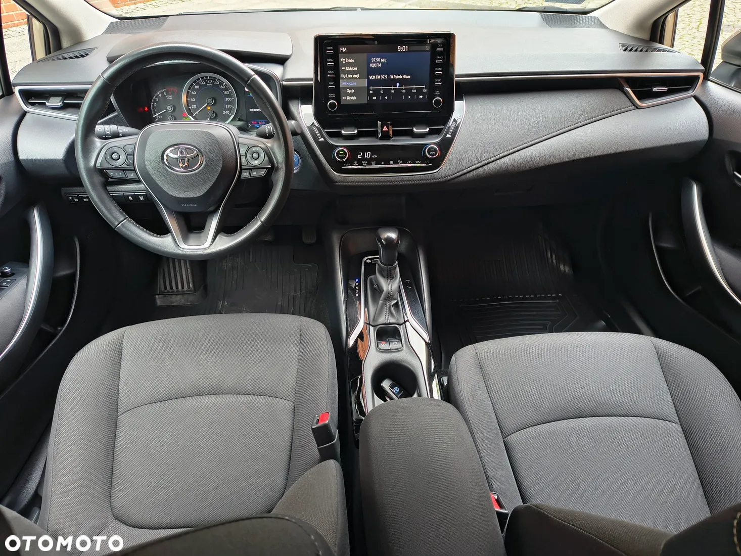 Toyota Corolla 1.8 Hybrid Comfort - 7
