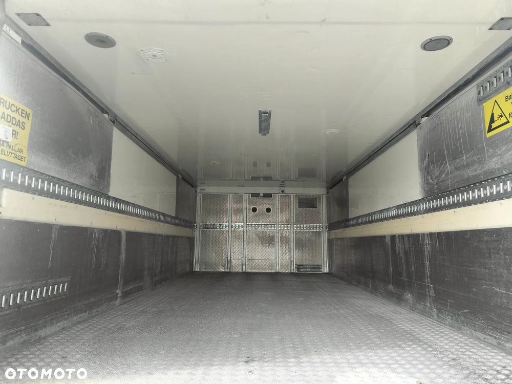 Volvo FL - 15