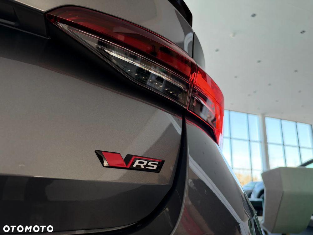 Skoda Octavia 2.0 TSI RS DSG - 16