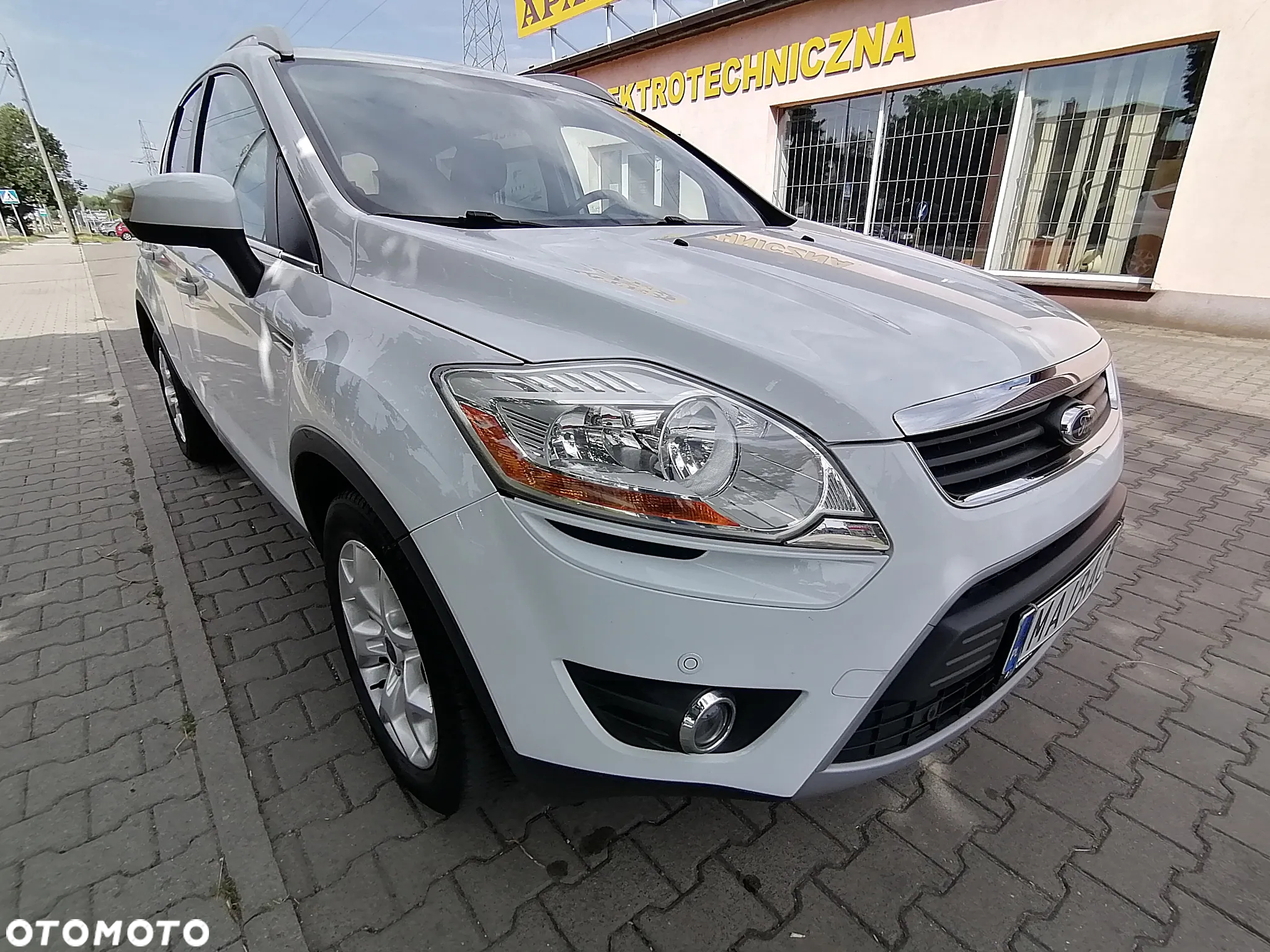 Ford Kuga 2.0 TDCi Titanium - 3