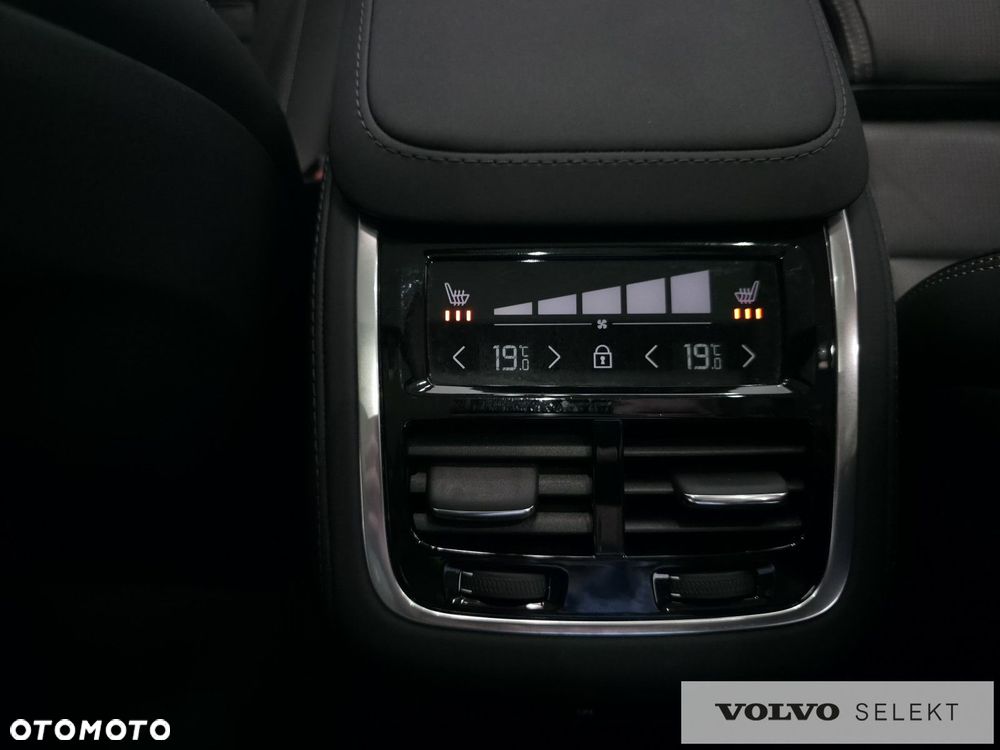 Volvo XC 90 - 33