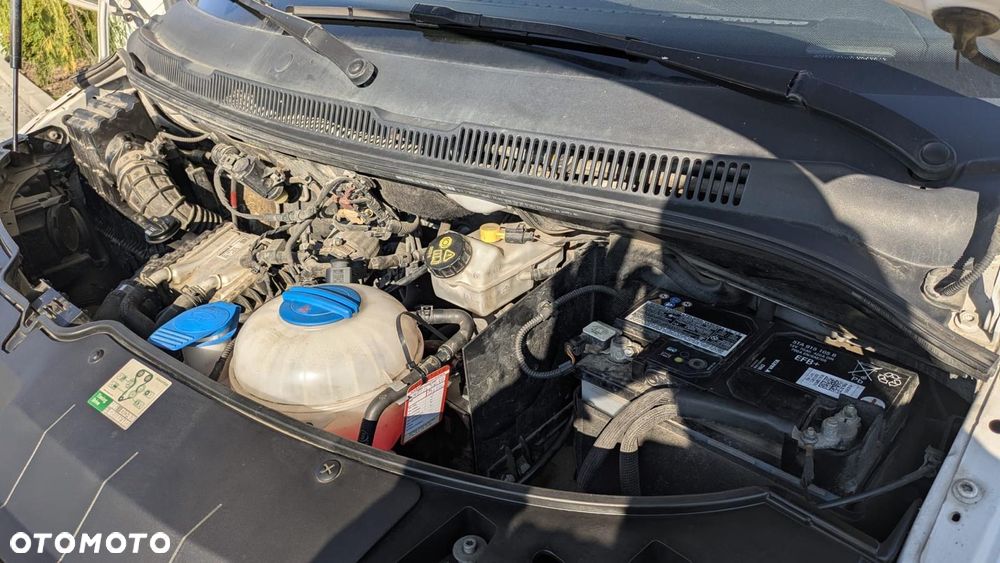 Volkswagen Transporter - 11