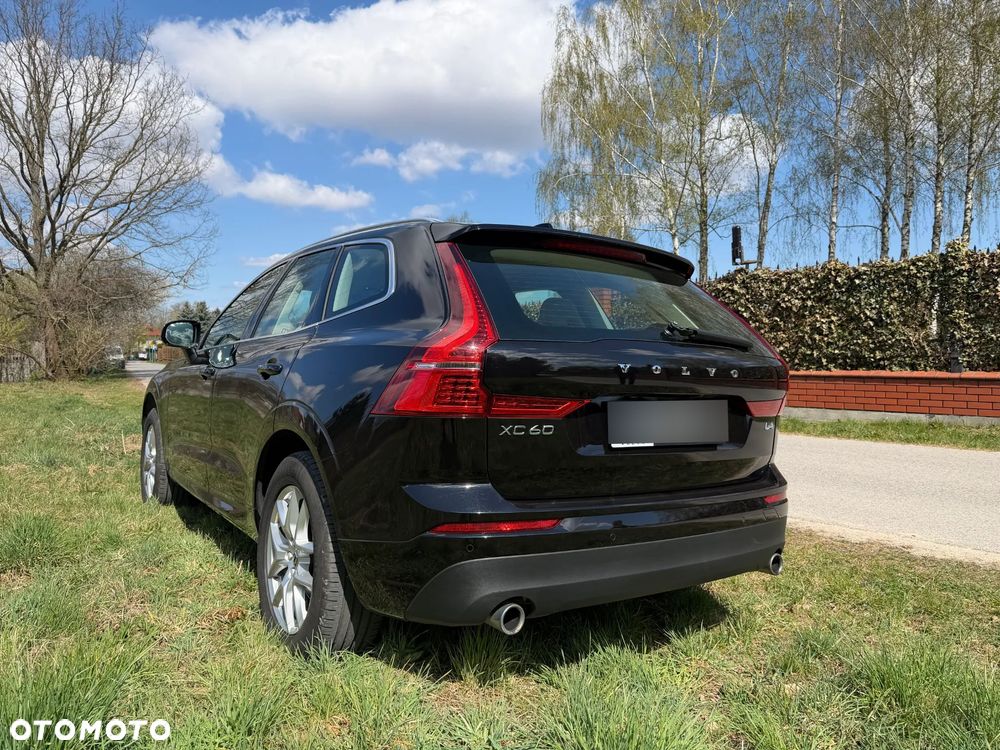 Volvo XC 60 D4 Momentum Pro - 17