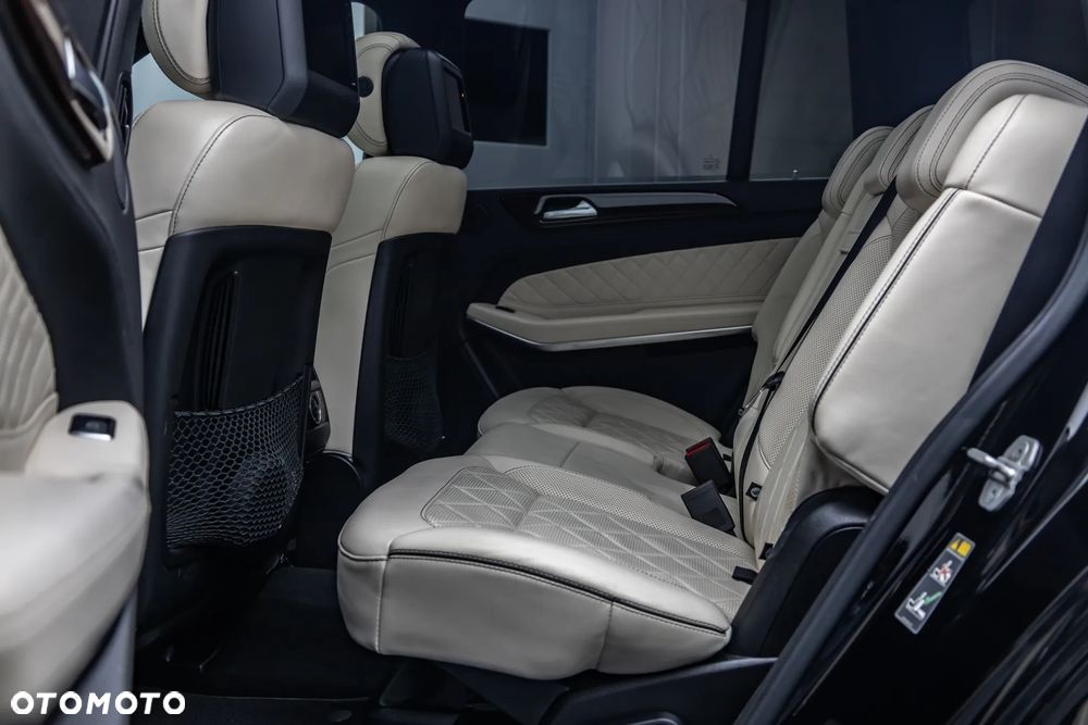 Mercedes-Benz GLS 500 4-Matic - 29