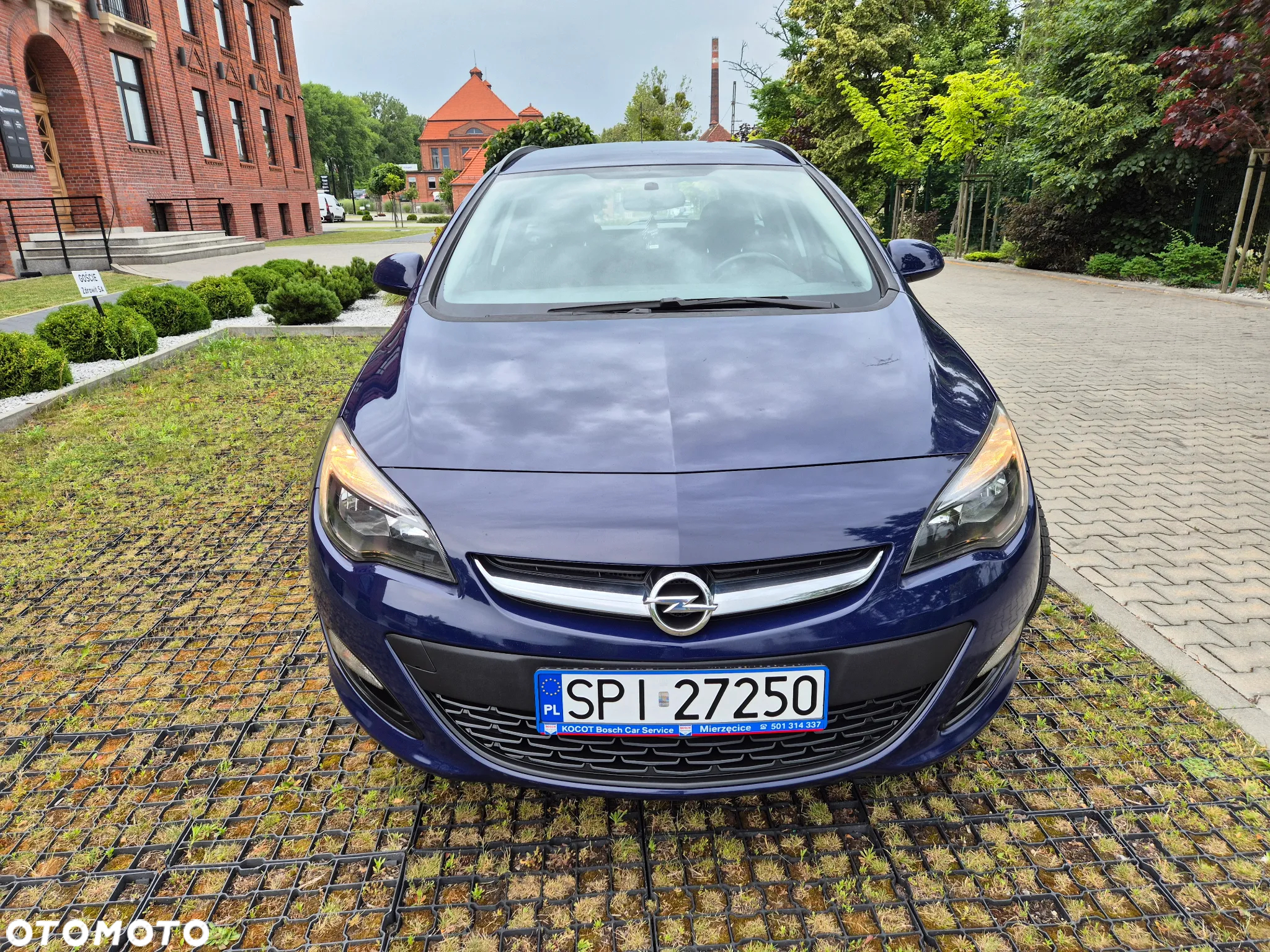 Opel Astra 1.6 Sports Tourer Style - 2