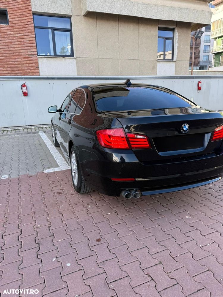 BMW Seria 5 520d - 4