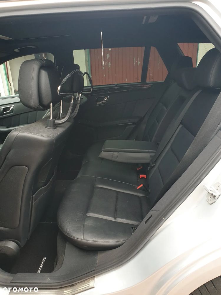 Mercedes-Benz Klasa E 350 CDI DPF 4Matic BlueEFFICIENCY 7G-TRONIC Avantgarde - 5