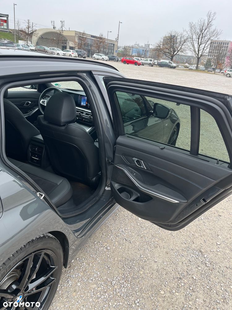 BMW Seria 3 320d M Sport Shadow - 28