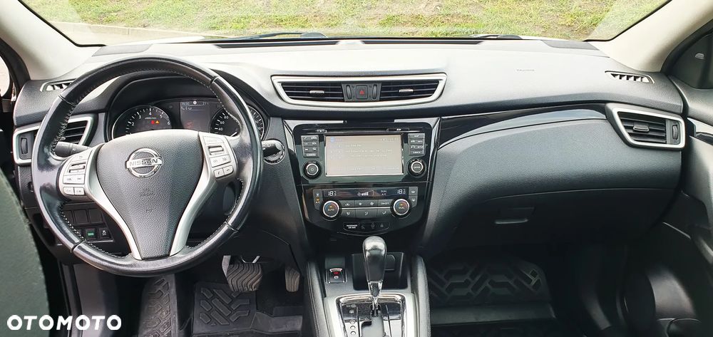 Nissan Qashqai 1.2 DIG-T Xtronic TEKNA+ - 8