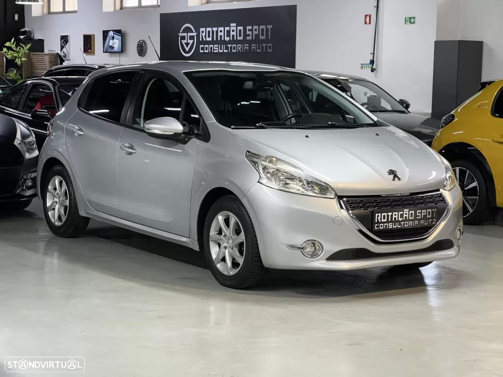 Peugeot 208 1.4 HDi Active - 2