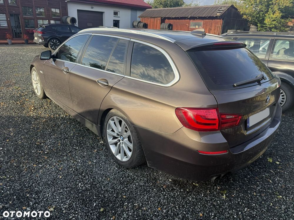 BMW Seria 5 530d xDrive - 1