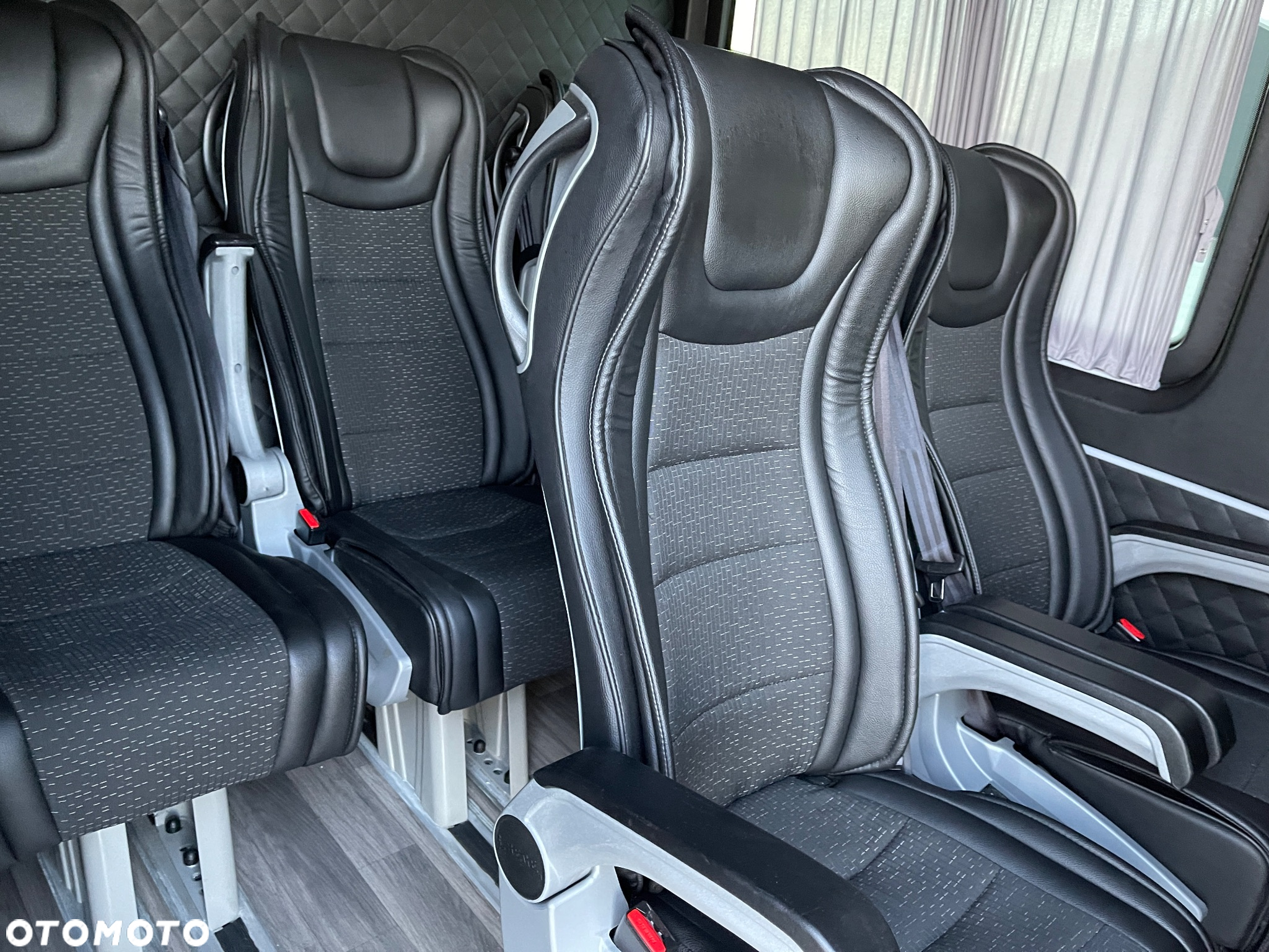 Mercedes-Benz Sprinter 317 CDI Long SELECT 9G-Tronic 907.235 - 12