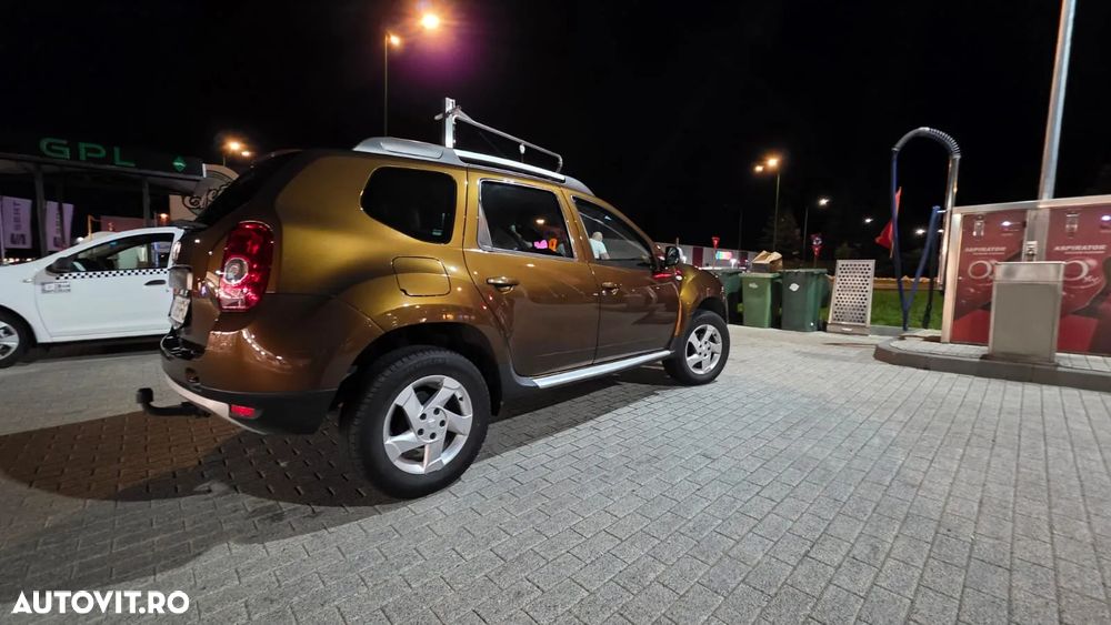 Dacia Duster 1.6 4x2 Laureate - 1