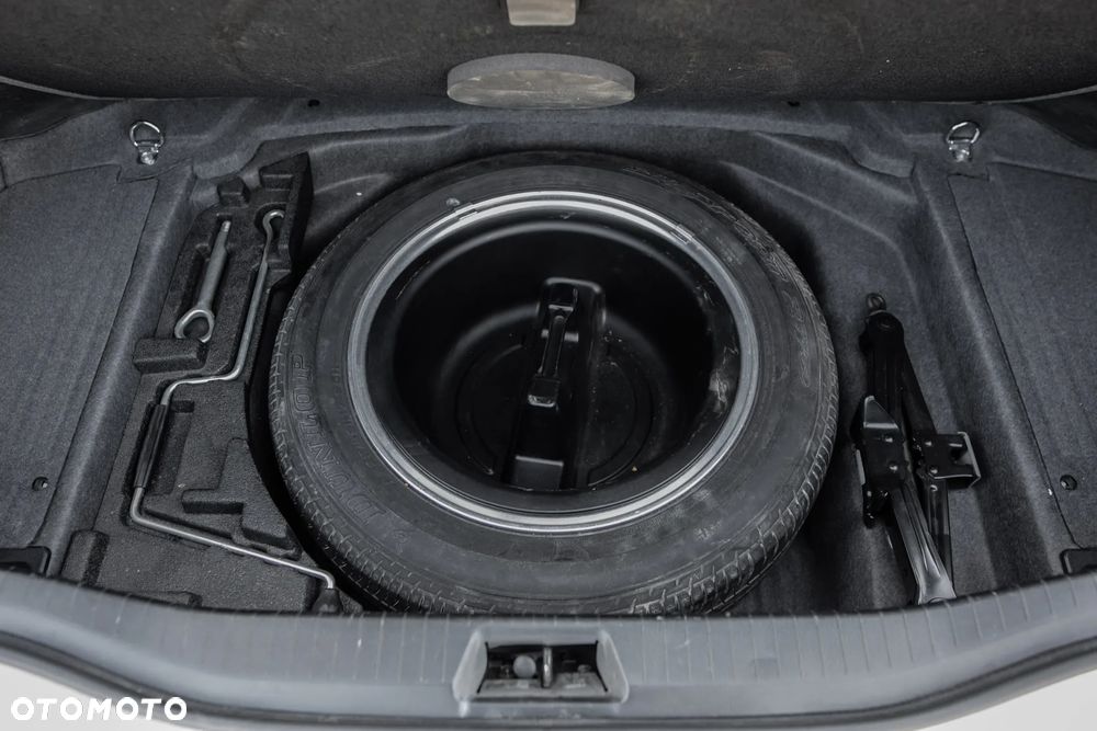 Lexus LS Prezydent - 33