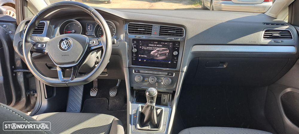 VW Golf Variant - 5