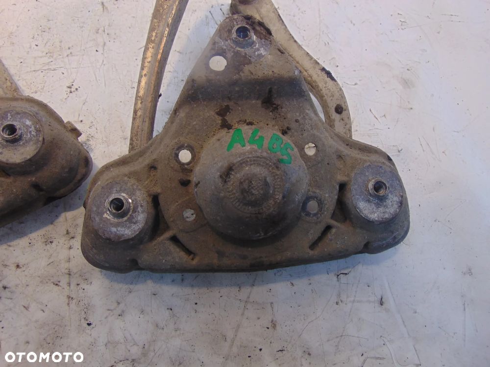 Mocowanie amortyzatorów audi a4 b5 cena sztuka - 2
